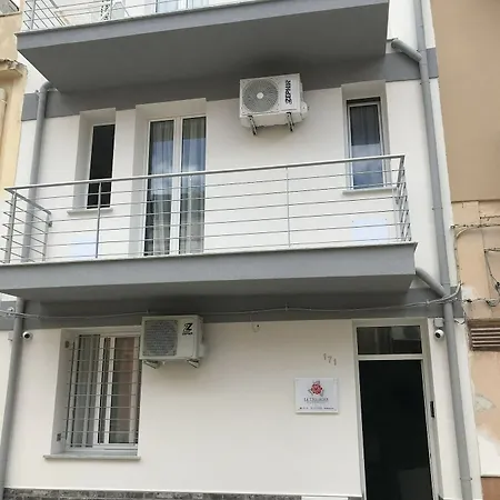 Le Tre Rose Konukevi